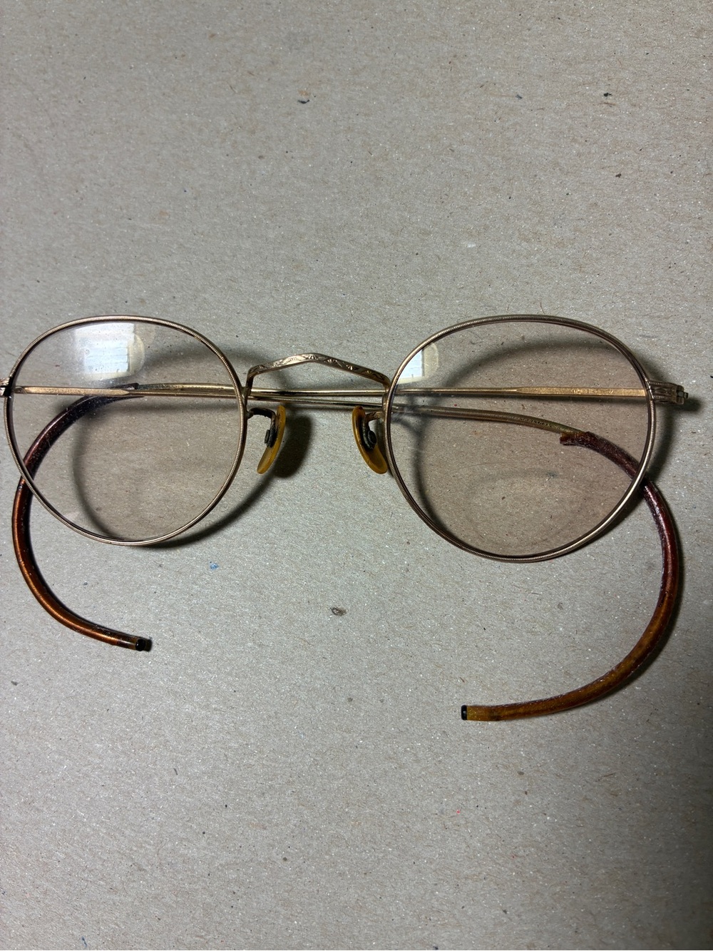 1920s-1940s Men's Round Metal Frame Eyeglasses in Gold - Picture 6 of 12